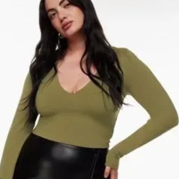 Aritzia Babaton Contour V-neck Long Sleeve - Picture 1 of 5